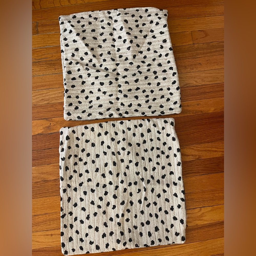 16 x 16 Leopard/ polka dot accent pillow covers